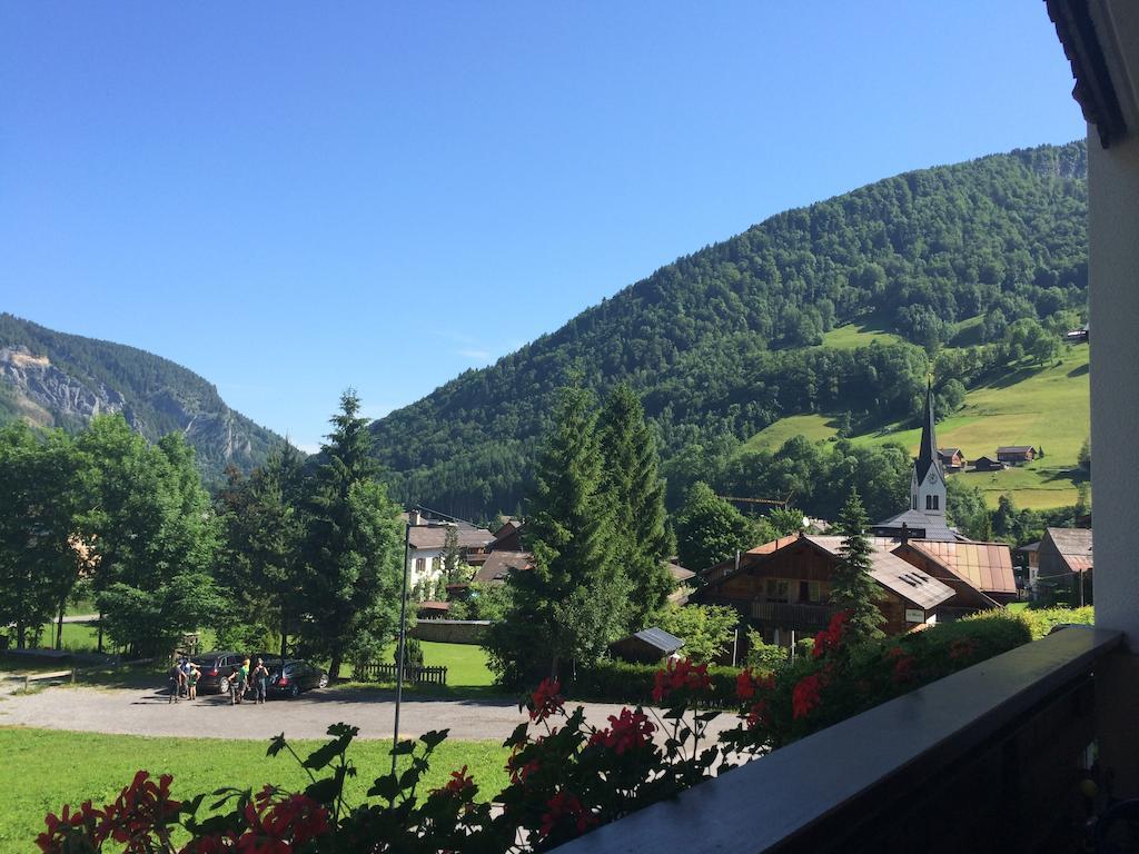 Gaestehaus Laesser Mellau Rom bilde